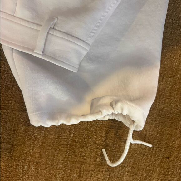 ARITZIA Wilfred Project Cargo Pants in cream size 12 - Picture 10 of 10